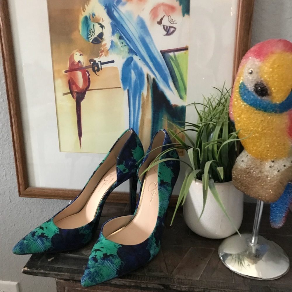 Jessica Simpson Claudette